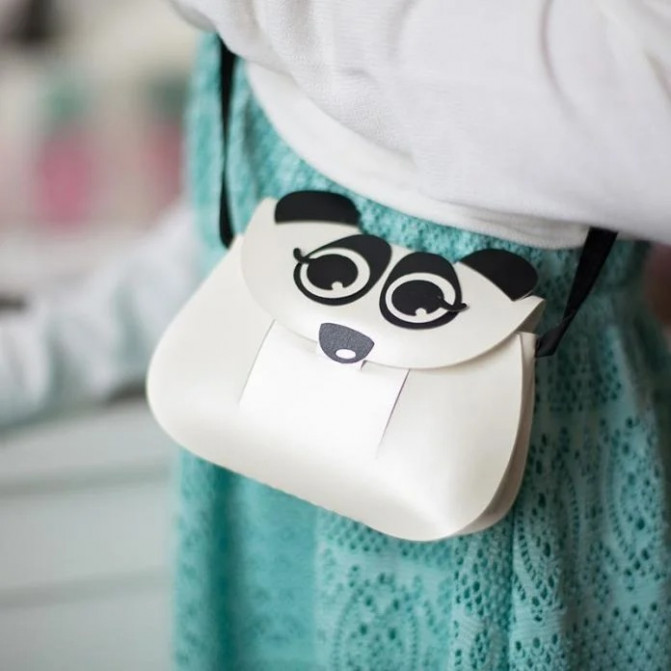 Cearșafuri din imitație de piele Silhouette MEDIA-LTHRT