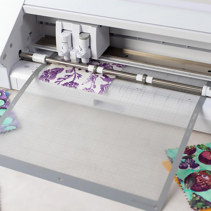 Липкий коврик для плоттера Silhouette Cameo 4 60,9 x 60,9 см Strong CUT-MAT-24X24ST